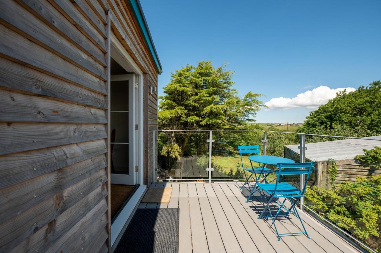 Converted Hay-Loft With Stunning Countryside Views Haverfordwest Bagian luar foto